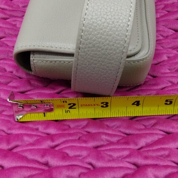 Aritzia AUXILIARY Leather Flap Belt Bag – Light Gray NWOT - Picture 6 of 7